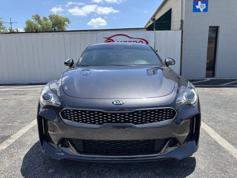 Used 2021 Kia Stinger GT-Line image 9