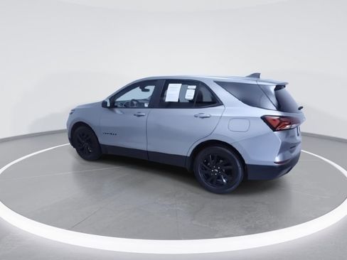 Used 2024 Chevrolet Equinox LS w/ LS Convenience Package image 8