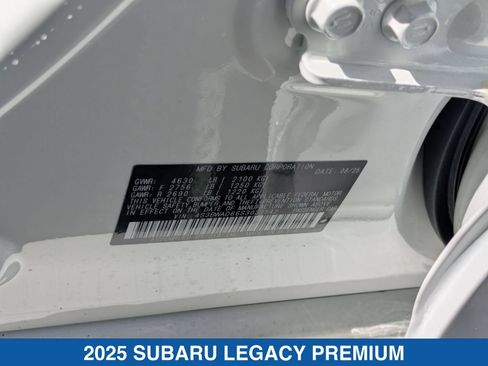 Certified 2025 Subaru Legacy Premium AWD/4WD image 29
