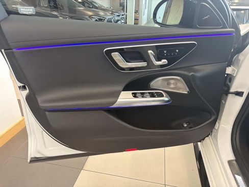 Used 2025 Mercedes-Benz E 53 AMG e 4MATIC Sedan image 19