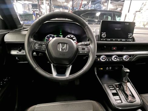 Used 2024 Honda CR-V Sport image 6