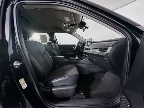 Used 2025 Mitsubishi Outlander SE AWD/4WD image 33