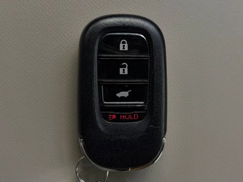 Certified 2023 Honda HR-V LX image 29