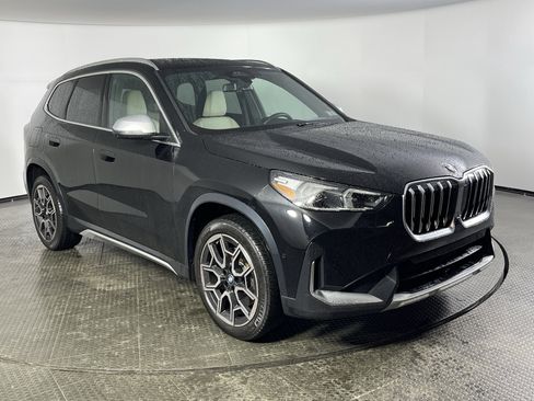 Certified 2024 BMW X1 xDrive28i w/ Technology Package image 3