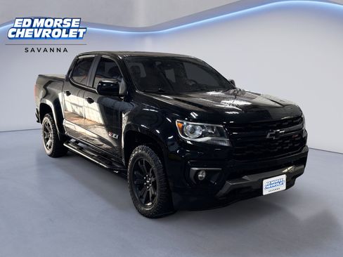 Used 2021 Chevrolet Colorado Z71 w/ Z71 Midnight Edition image 7