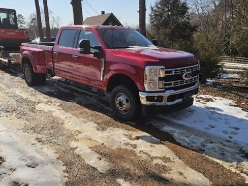 Used 2024 Ford F350 XLT w/ 360-Degree Camera Package image 4