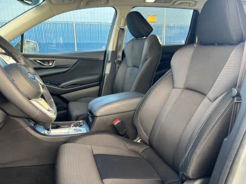 Used 2023 Subaru Ascent Premium w/ Convenience Package image 10