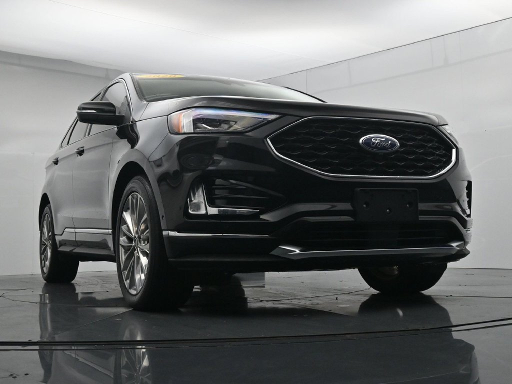 Used 2020 Ford Edge Titanium w/ Equipment Group 301A FWD image 33