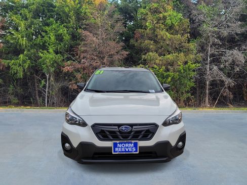 Certified 2021 Subaru Crosstrek 2.5i Sport w/ Moonroof Package AWD/4WD image 2