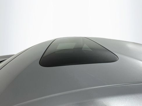 Used 2018 Honda Accord Sport image 5