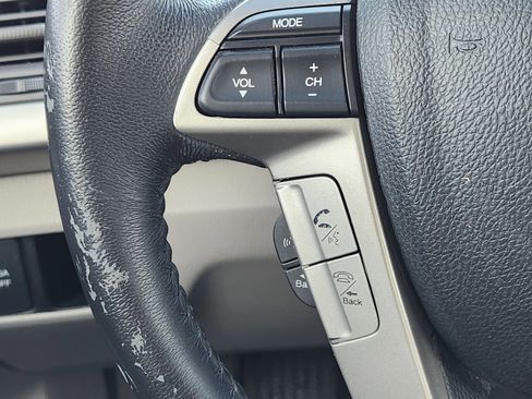 Used 2010 Honda Accord EX-L image 27