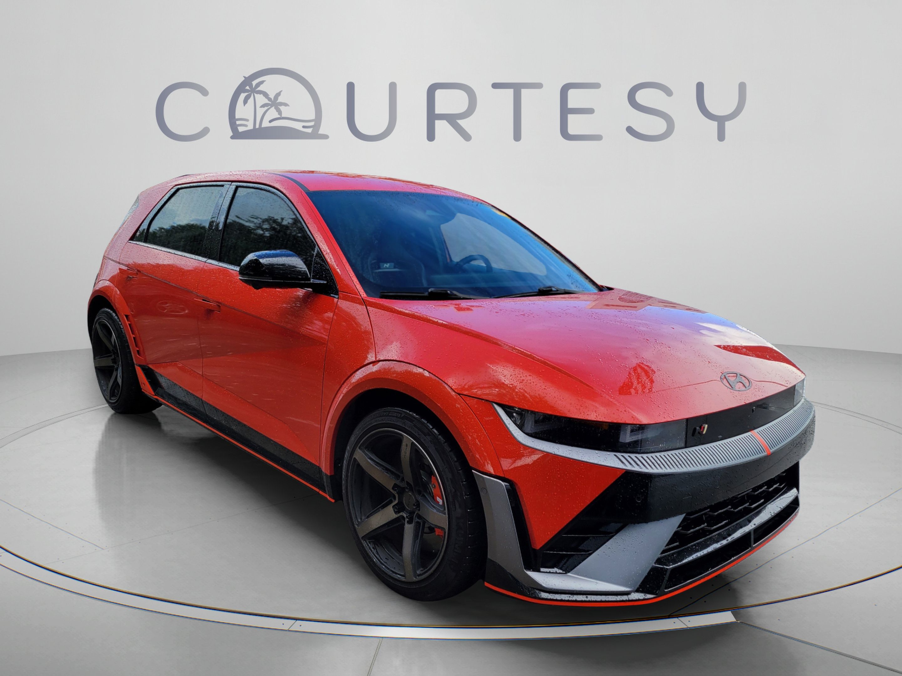 Used 2025 Hyundai Ioniq 5 N AWD/4WD image 4