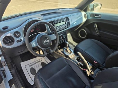 Used 2012 Volkswagen Beetle 2.5 FWD image 37