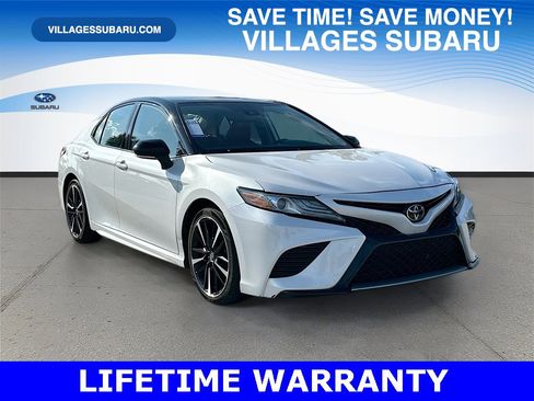 Used 2019 Toyota Camry XSE image 1