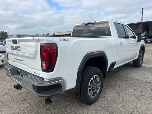Used 2024 GMC Sierra 2500 SLE w/ SLE Convenience Package AWD/4WD image 5