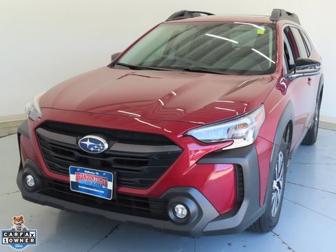 Used 2025 Subaru Outback Premium AWD/4WD image 8