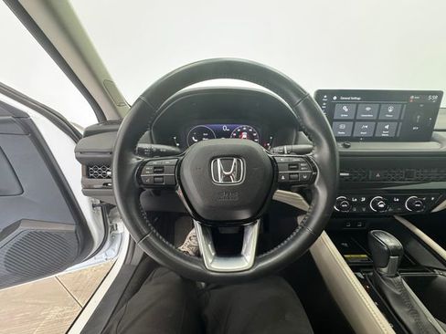 Used 2023 Honda Accord Touring image 21