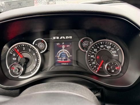 Used 2025 RAM 1500 Big Horn AWD/4WD image 14