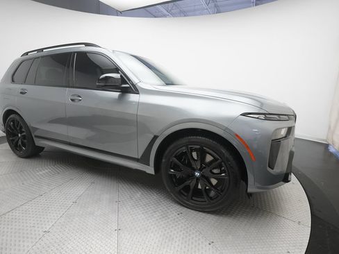 Used 2023 BMW X7 M60i w/ Executive Package AWD/4WD image 36