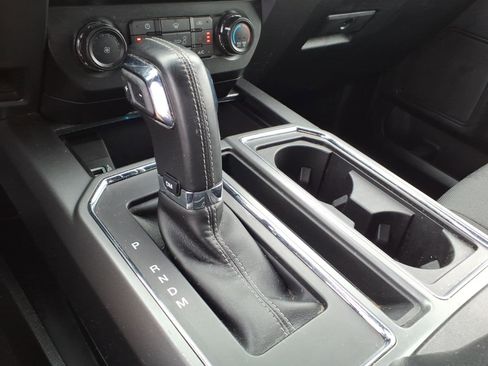 Used 2018 Ford F150 XLT w/ Equipment Group 302A Luxury AWD/4WD image 21