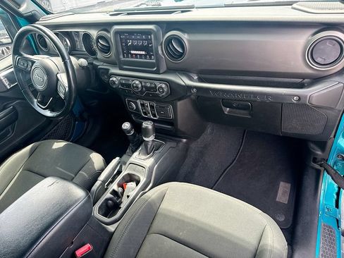 Used 2020 Jeep Wrangler Unlimited Sport S AWD/4WD image 32