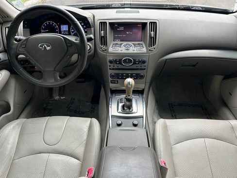 Used 2013 INFINITI G37 Journey w/ Premium Pkg image 14