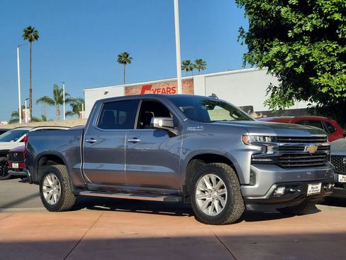 Used 2019 Chevrolet Silverado 1500 High Country w/ Technology Package image 37