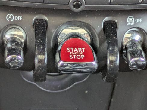 Used 2022 MINI Cooper S image 16