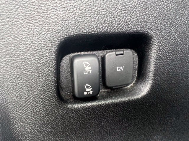 Used 2024 Ford Edge Titanium AWD/4WD image 24