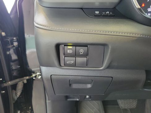 Certified 2023 Toyota Highlander XSE image 21