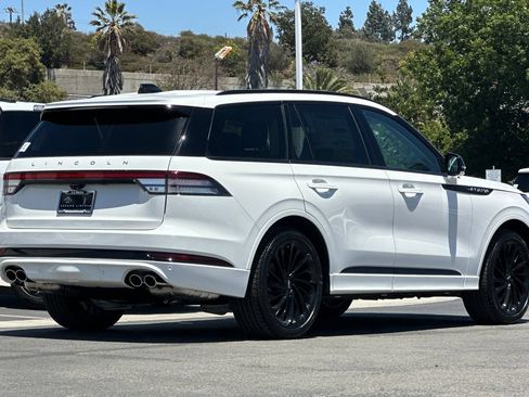New 2026 Lincoln Aviator Reserve AWD/4WD image 3