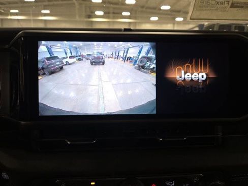 New 2026 Jeep Wrangler Unlimited Rubicon image 16