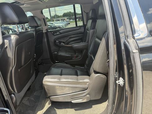 Used 2015 Chevrolet Suburban LT AWD/4WD image 16