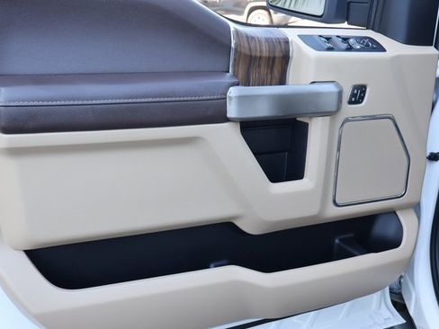 Used 2020 Ford F150 Lariat image 8