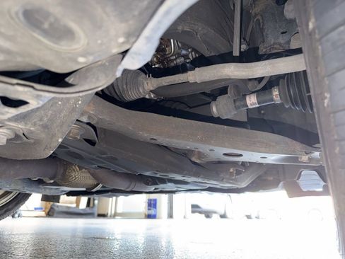 Used 2012 Toyota Camry SE w/ Leather Pkg image 29