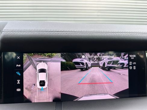 Used 2024 Porsche Taycan image 30