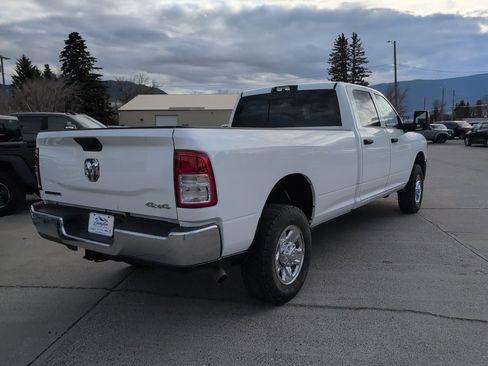 Used 2024 RAM 2500 Tradesman w/ Chrome Appearance Group image 10