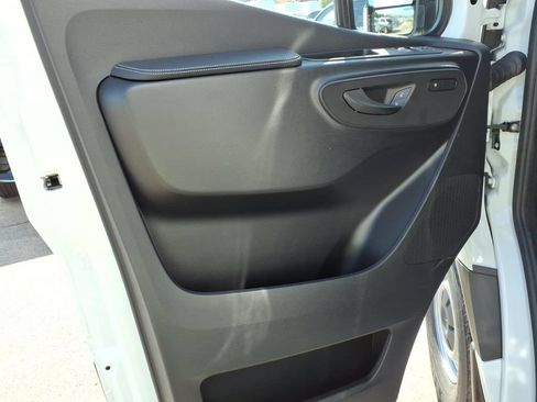 Used 2026 Mercedes-Benz Sprinter 2500 image 11