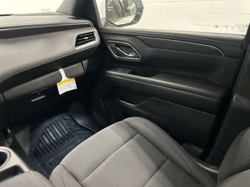 Used 2024 Chevrolet Tahoe 2WD w/ Remote Keyless Entry Package image 13