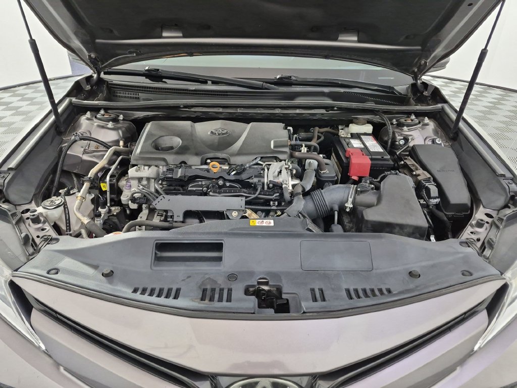 Used 2020 Toyota Camry LE w/ Carpet Mat Package FWD image 37