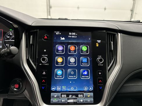 Used 2025 Subaru Outback Premium image 28