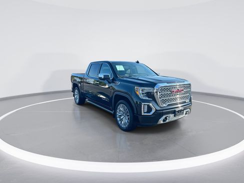 Used 2019 GMC Sierra 1500 Denali w/ Denali Ultimate Package AWD/4WD image 2