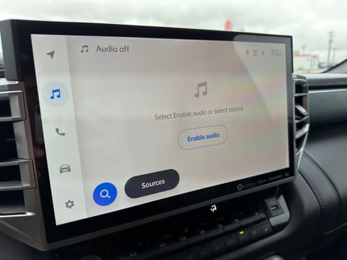 Used 2024 Toyota Tundra Platinum image 29