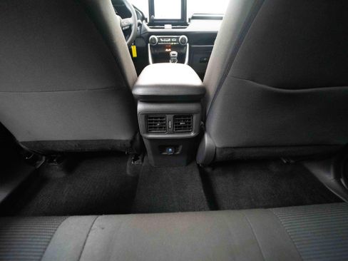 Used 2023 Toyota RAV4 LE AWD/4WD image 22