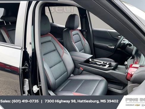 Used 2025 Chevrolet Equinox RS w/ Safety and Technology Package image 6