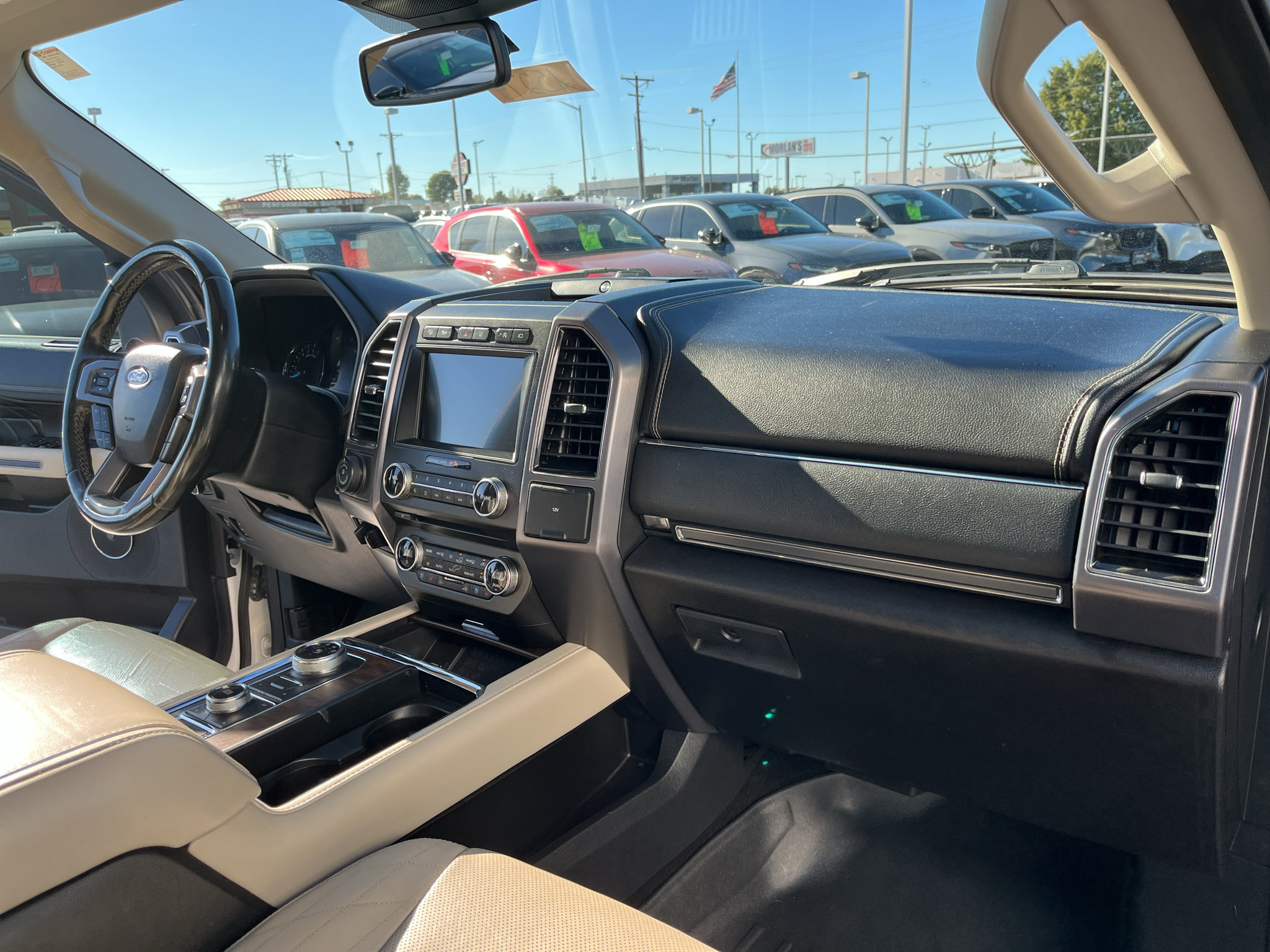 Used 2018 Ford Expedition Max Platinum AWD/4WD image 53