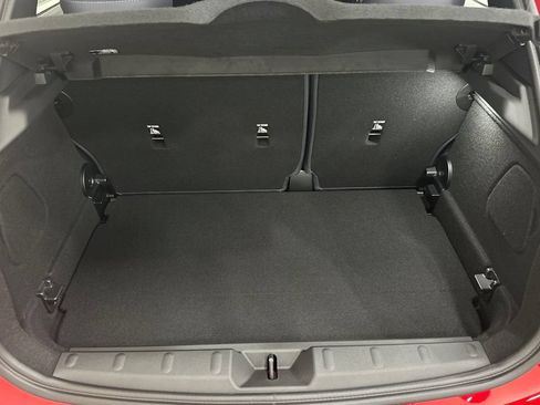 Used 2026 MINI Cooper 4-Door Hardtop FWD image 12