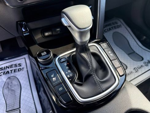 Used 2024 Kia Seltos SX w/ SX Sunroof Package AWD/4WD image 32