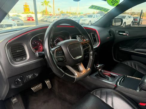 Used 2018 Dodge Charger SRT Hellcat w/ Harman/Kardon Audio Group RWD image 19