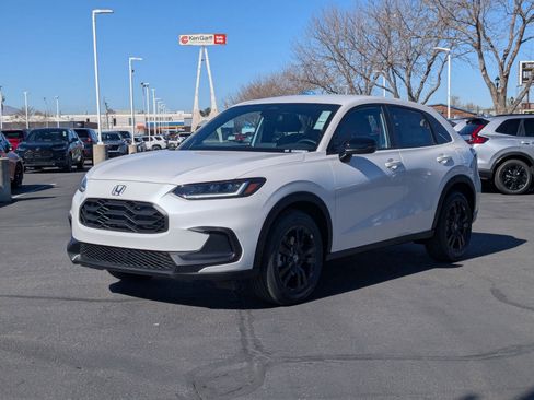 New 2026 Honda HR-V Sport image 10